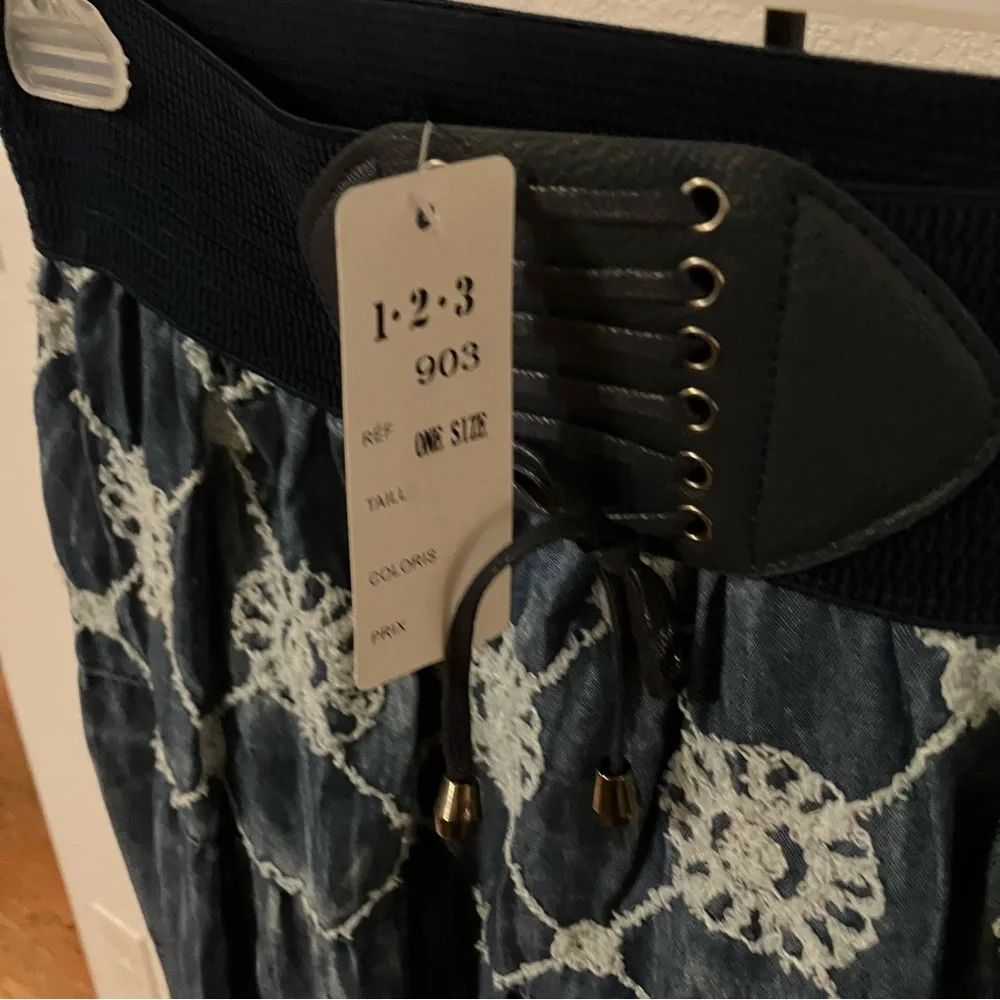 NWT Blue Midi Skirt Denim-Look Pattern - Picture 2 of 2